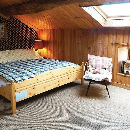 Three-bedroom Holiday In Sur Blaise בית נופש *